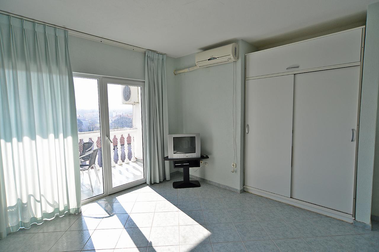Apartments Milica 56 Пула Екстер'єр фото